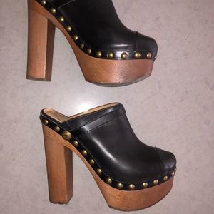 Chanel mules size 39 (fits an 8.5)